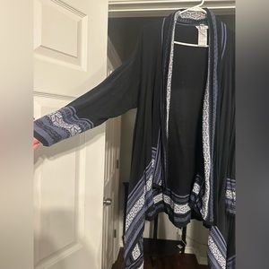 Navy plus size sweater cardigan. Super flattering style!